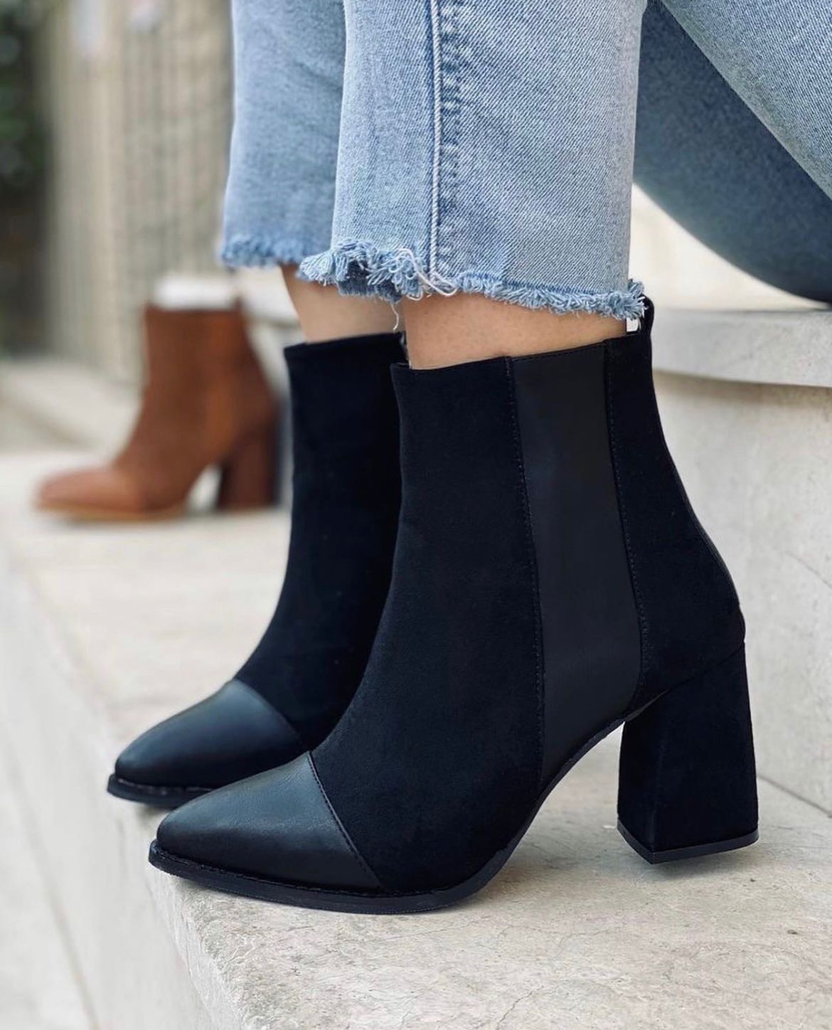 Aurora Donato x Base Cuero